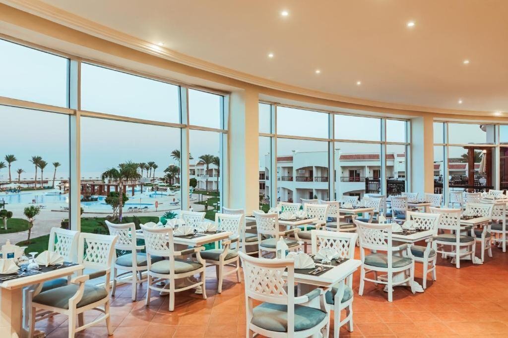 Фотография Sunrise Alma Bay Resort (ex. Grand Seas by Sunrise, Protels Grand Seas Resort, Host Mark) 4*