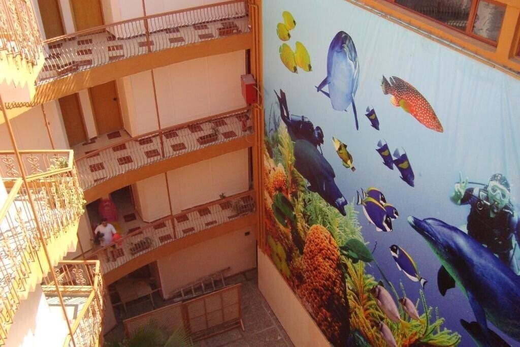 Картинка Eiffel Hotel 2*