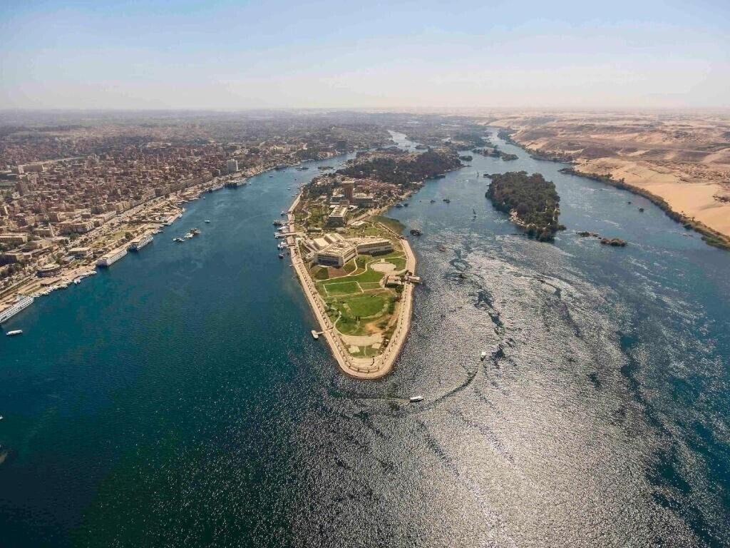 Отель Movenpick Resort Aswan 5*