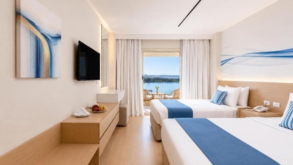 Отель Obelisk Nile Towers (Aswan) 3*