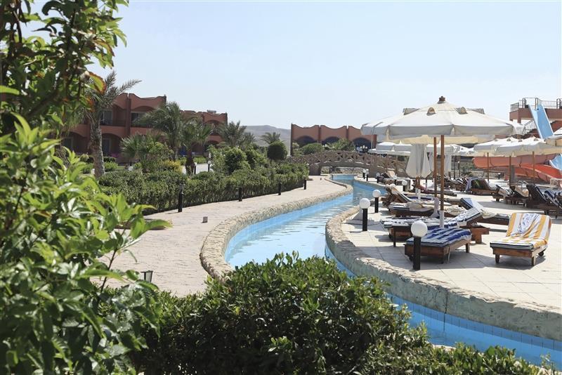 Фото The Three Corners Happy Life Beach Resort 4*