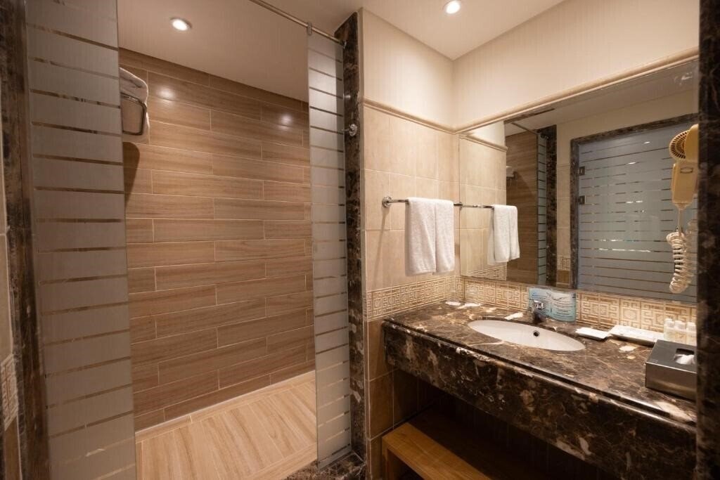 Фотография Lahami Bay Beach Resort & Gardens 4*