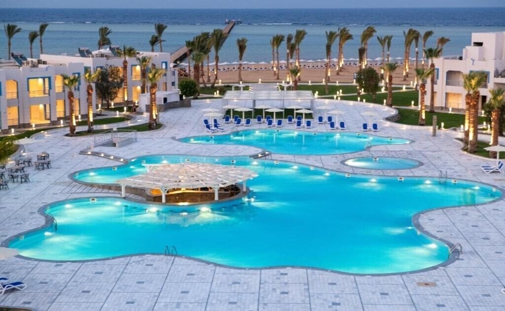 Отель Casa Blue Beach Resort (ex. Casa Blue Luxury Resort, Casa Blue Resort, Magic Tulip Marsa Alam, Magic Tulip Beach Resort & SPA) 5*