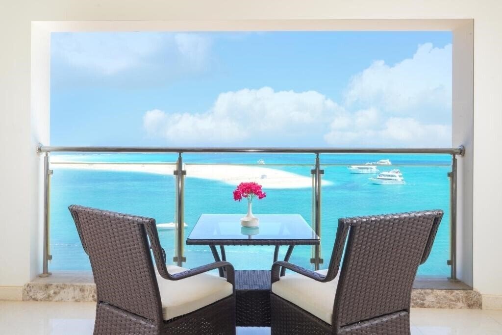 Изображение Triumph White Sands 4*