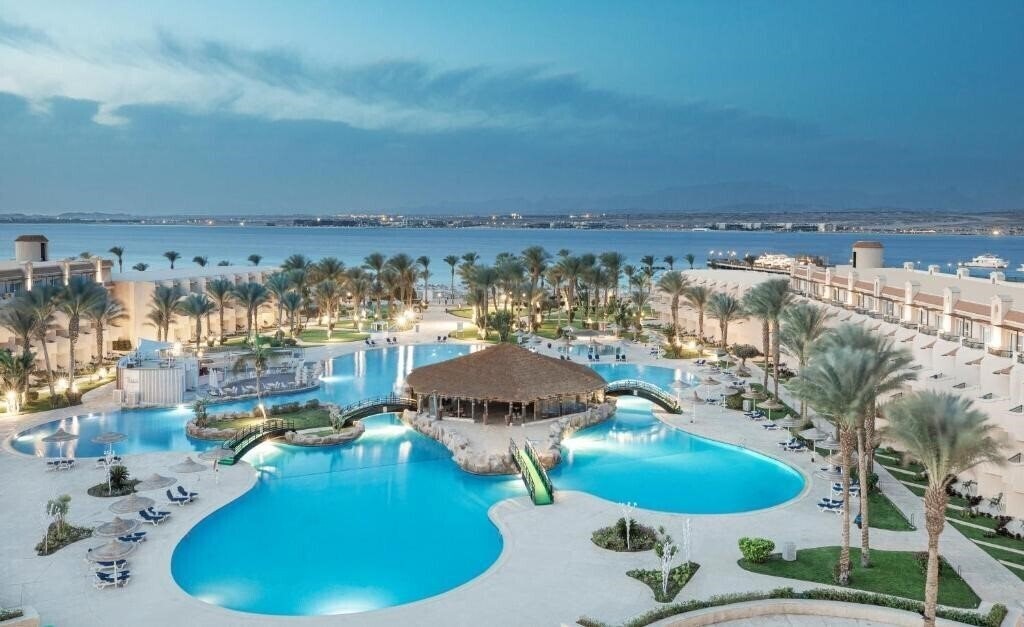 Отель Pyramisa Beach Resort Sahl Hasheesh (ex. Otium Pyramisa Beach Resort, Lti Pyramisa Beach Resort Sahl Hasheesh) 5*