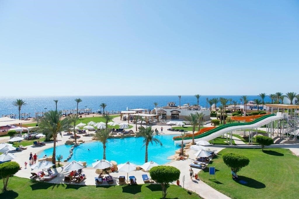 Отель Amphoras Beach 5*