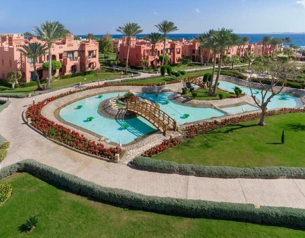Фотография Charmillion Sea Life Resort 4*