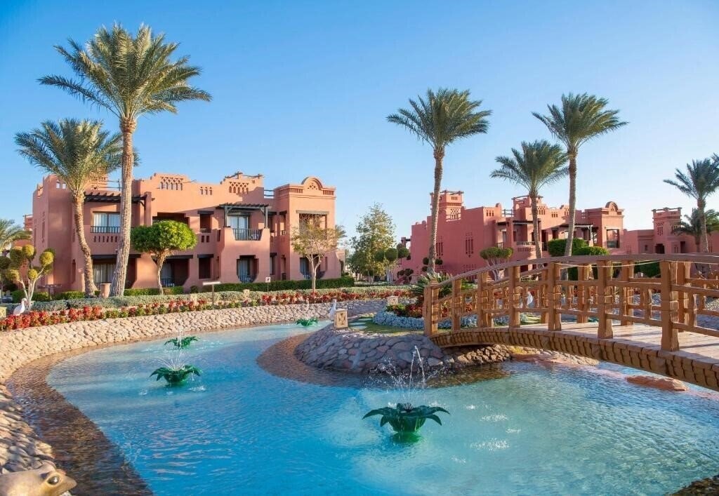 Изображение Charmillion Sea Life Resort 4*