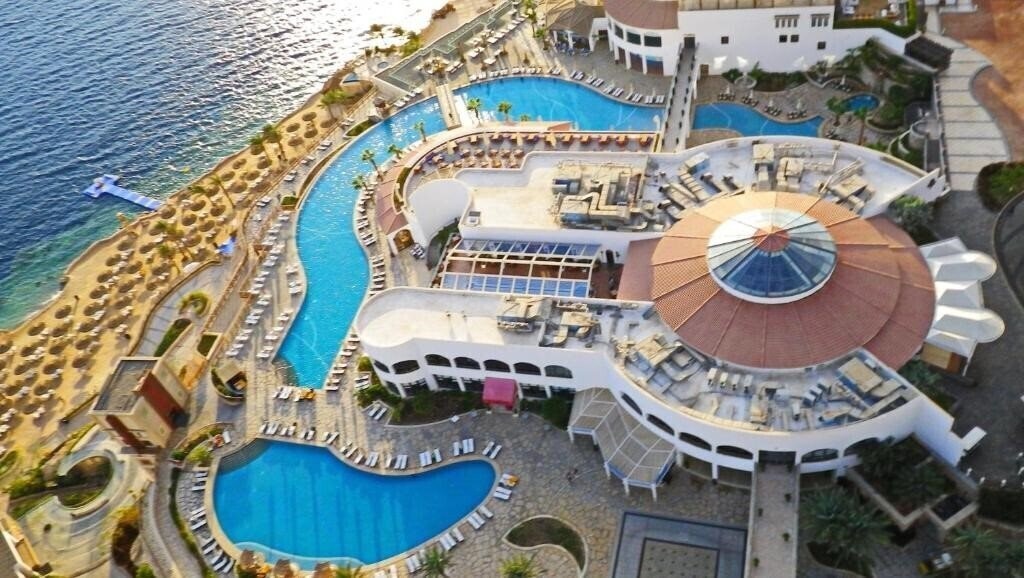 Отель Reef Oasis Blue Bay Resort 5*