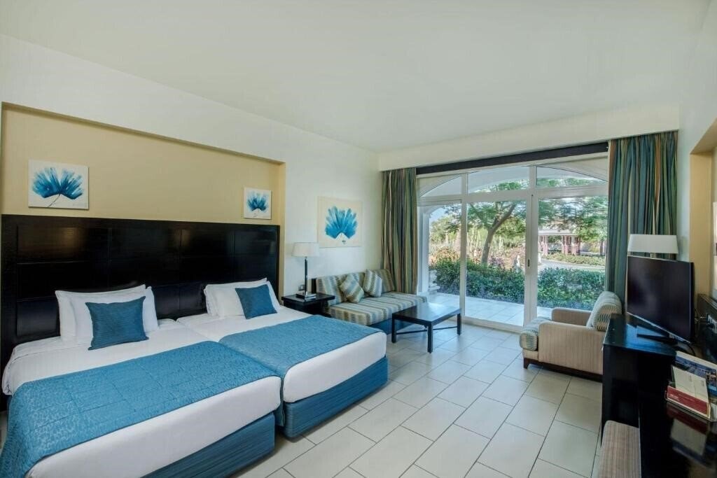 Изображение Reef Oasis Blue Bay Resort 5*