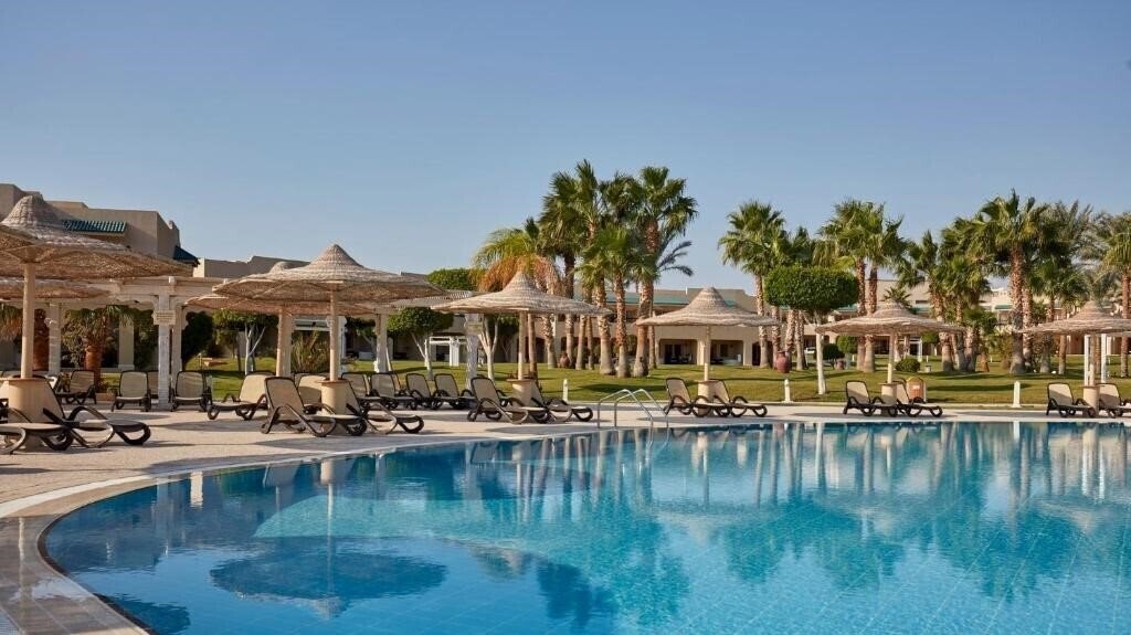 Фотография Coral Sea Holiday Resort & Aqua Park 5*