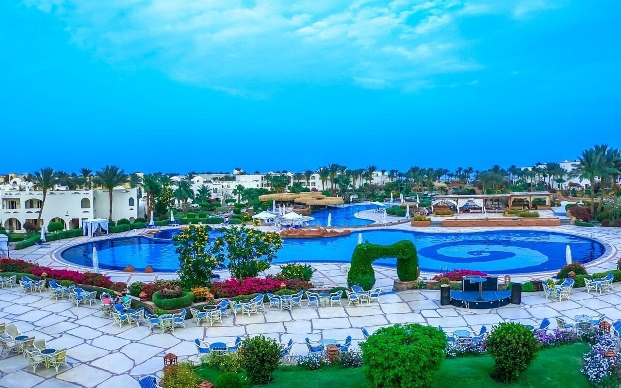 Отель Romance Regency Club 5*