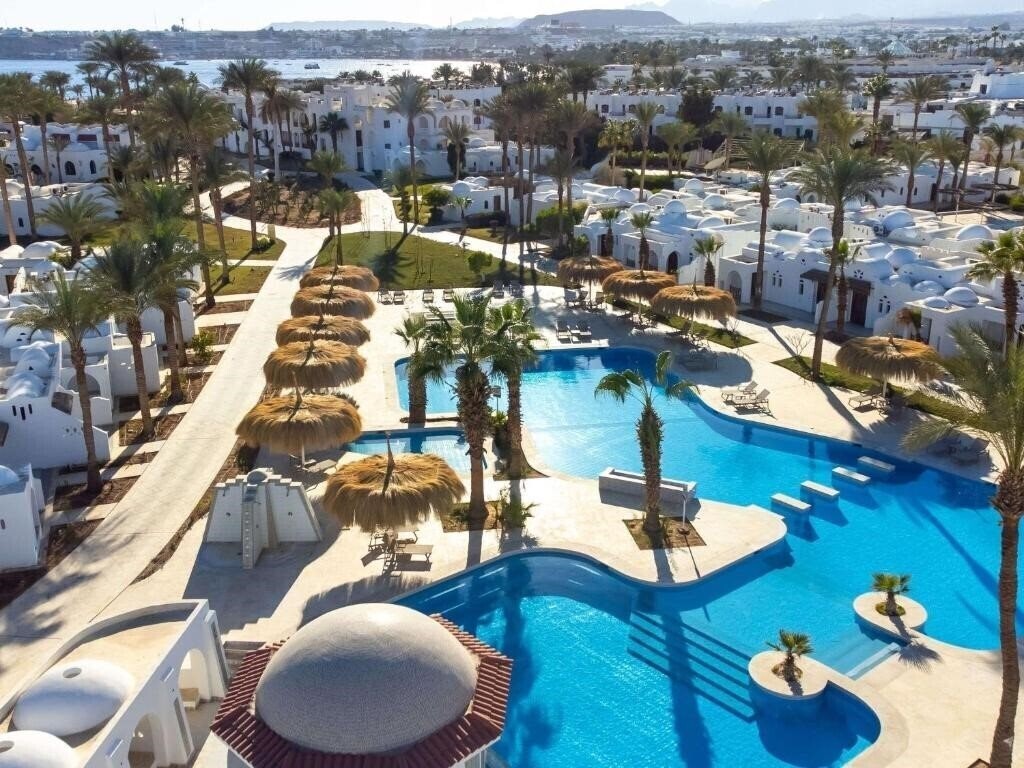 Отель Swissotel Sharm El Sheikh (ex. Le Royale Collection Luxury Resort) 5*