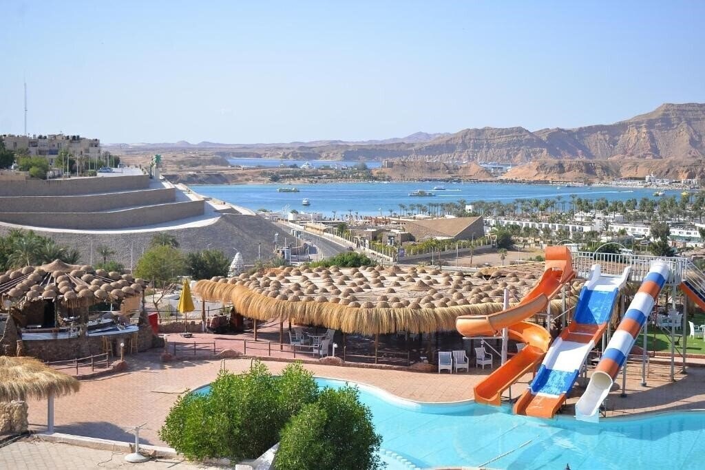 Отель Aida Hotel 3*
