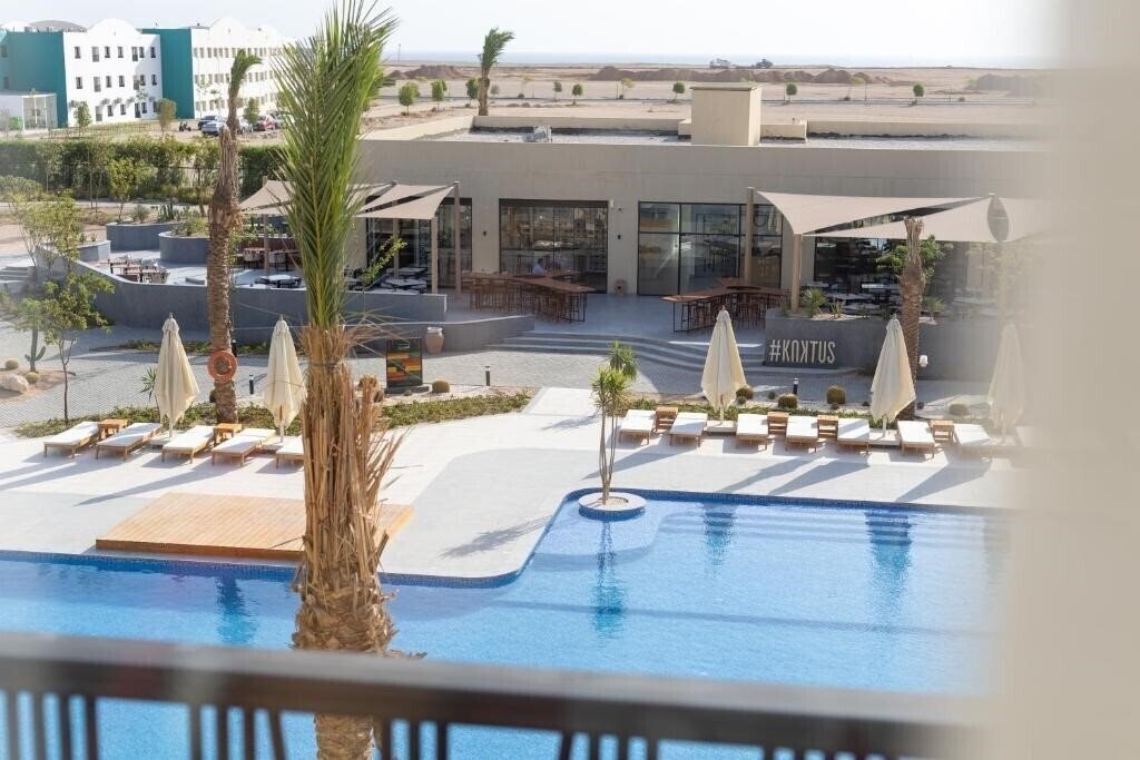 Отель The Kaktus SomaBay 4*