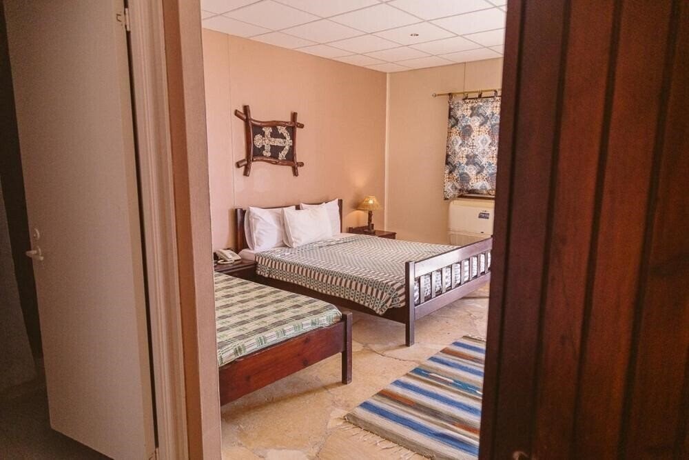 Фото Al Sayadeen Village 3*
