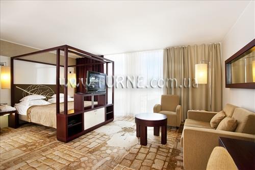 Отель Nordic Forum 4*