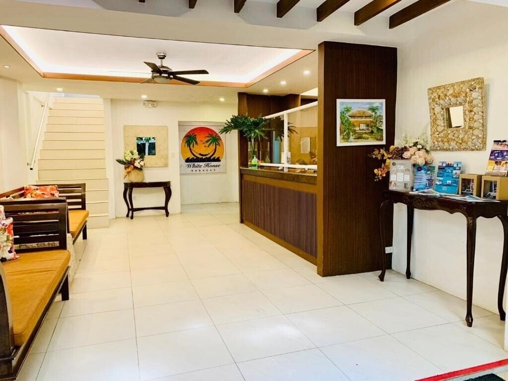 Изображение White House Beach Resort 3*