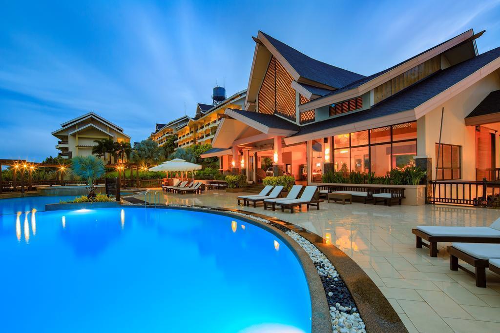 Отель Alta Vista De Boracay Resort 3*