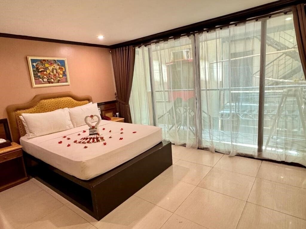 Фото Red Coco Inn De Boracay 2*