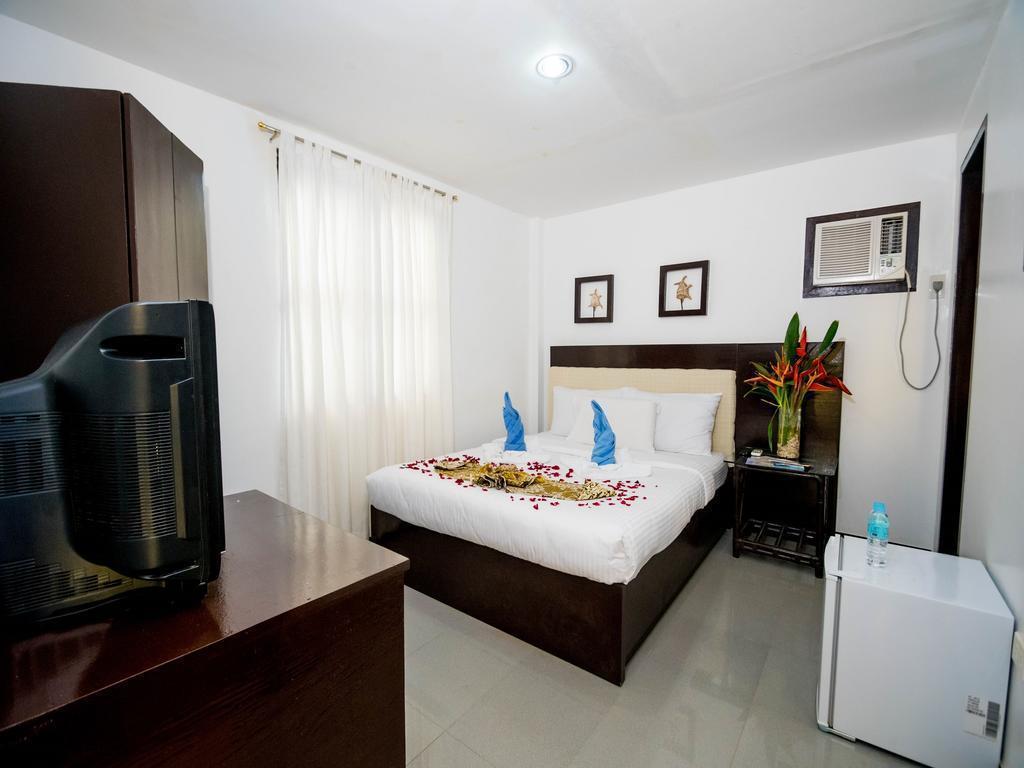 Изображение The Beach House Boracay 4*