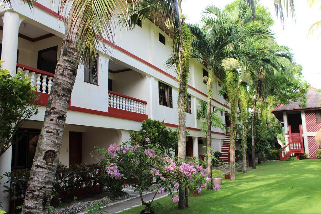 Отель Tonglen Beach Resort 3*