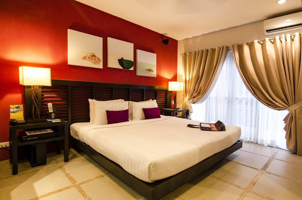 Фотография 7 Stones Boracay Suites 4*