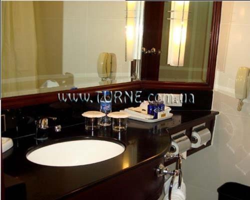 Отель Dusit Тhani Мanila 4*