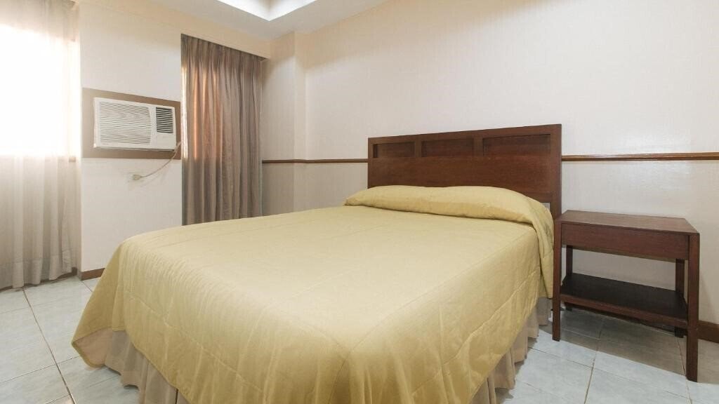 Фото Garden Plaza Hotel 3*