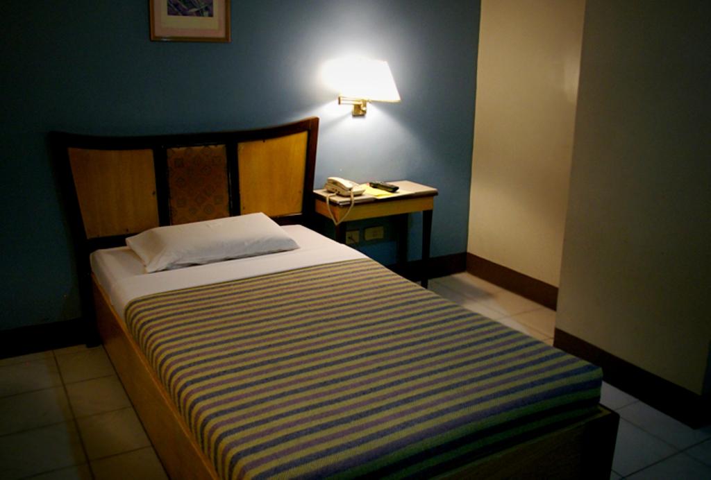 Фотография Cebu Business Hotel 3*