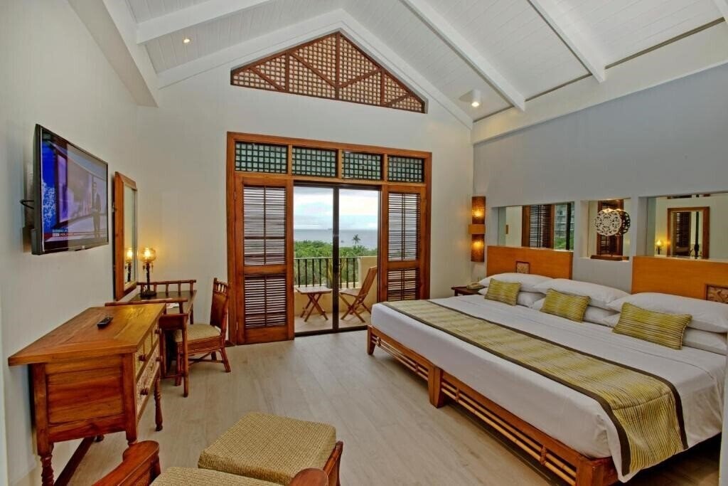 Фото Costabella Tropical Beach Hotel (ex. Costabella Tropical Beach Resort) 3*