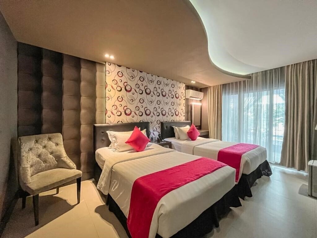 Картинка Eloisa Royal Suites 3*