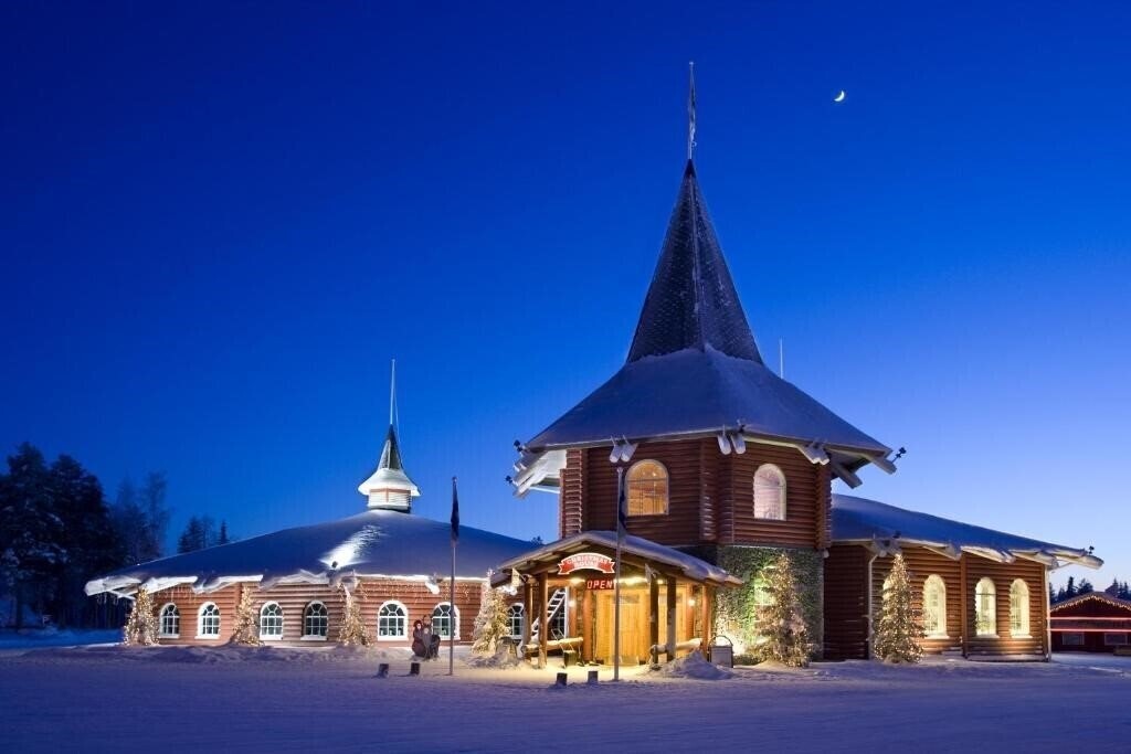 Картинка Santa Claus Holiday Village 4*