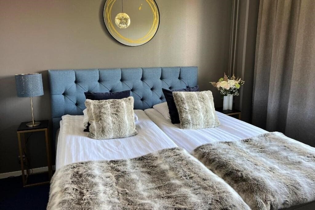 Фотография Hotel Golden Circle Suites 4*