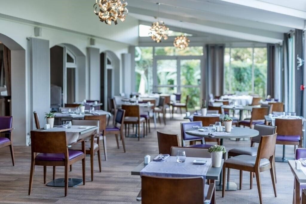 Картинка Domaine De Fompeyre 3*