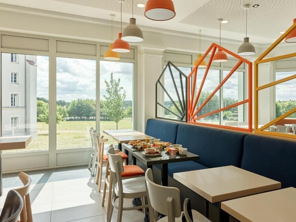 Изображение B&B Hotel Pres de Disneyland Paris (ex. B&B Disneyland) 2*