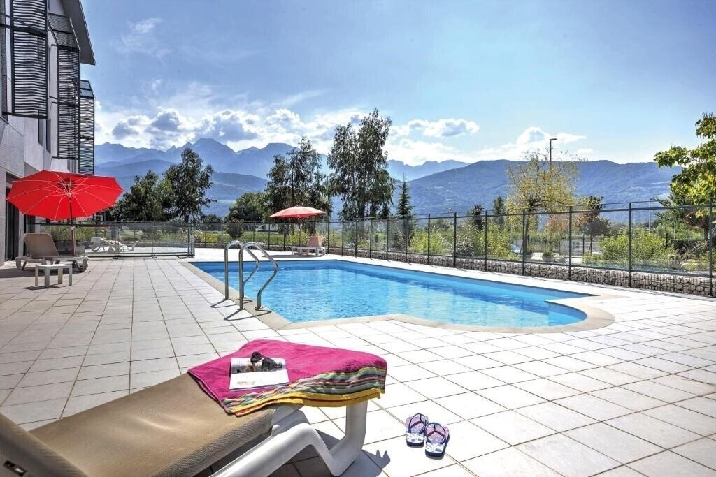Фото Appart'City Confort Grenoble Inovallee 3*