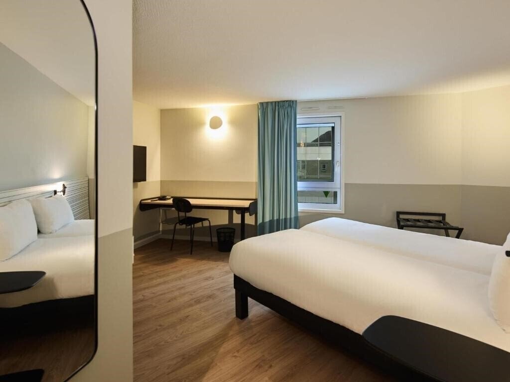 Картинка Ibis Styles Poissy Paris 3*