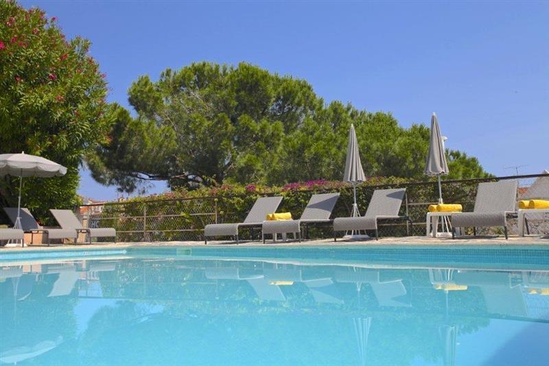 Отель Des Oranges 3*