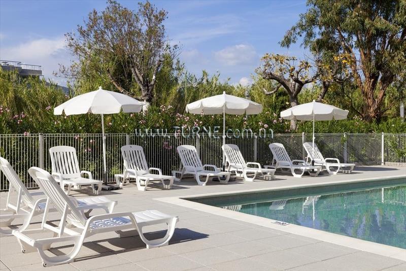 Фотография Appart City Cannes Mandelieu 3*