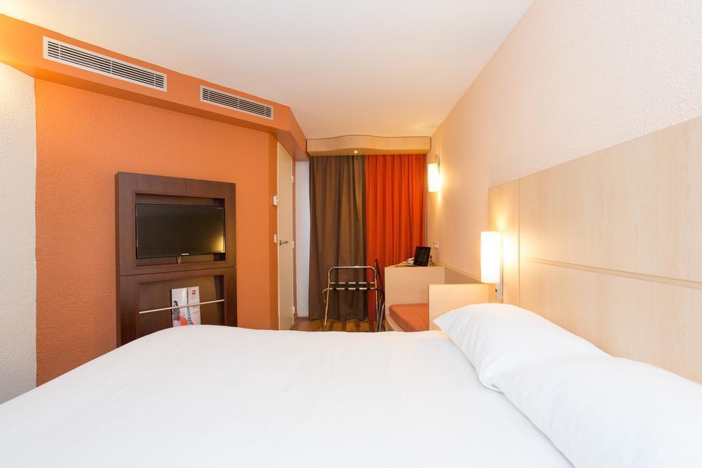 Изображение Ibis Cannes Centre 3*