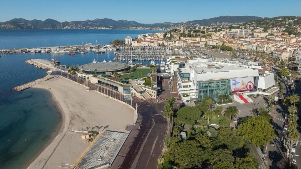 Картинка L'Esterel 2*