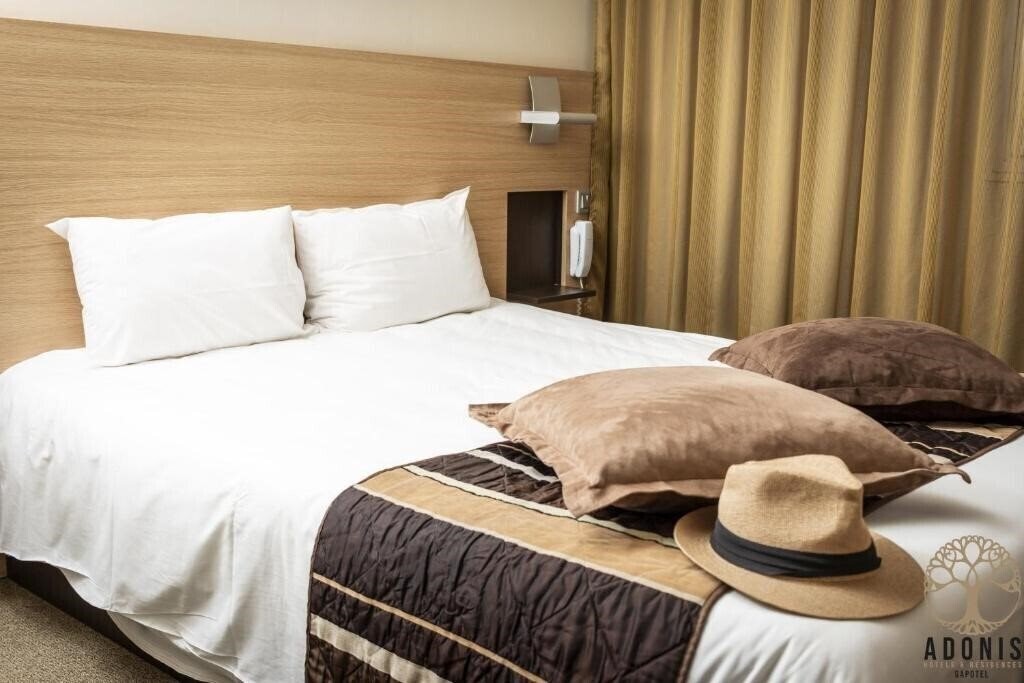 Отель Adonis Gapotel (ex. The Originals Access, Gapotel) 3*