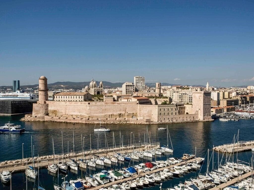 Отель Sofitel Marseille Vieux Port 5*