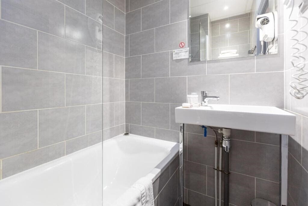 Картинка Edmond Rostand 3*