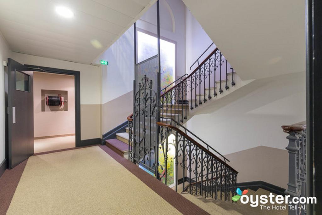 Изображение Kyriad Gare 3*