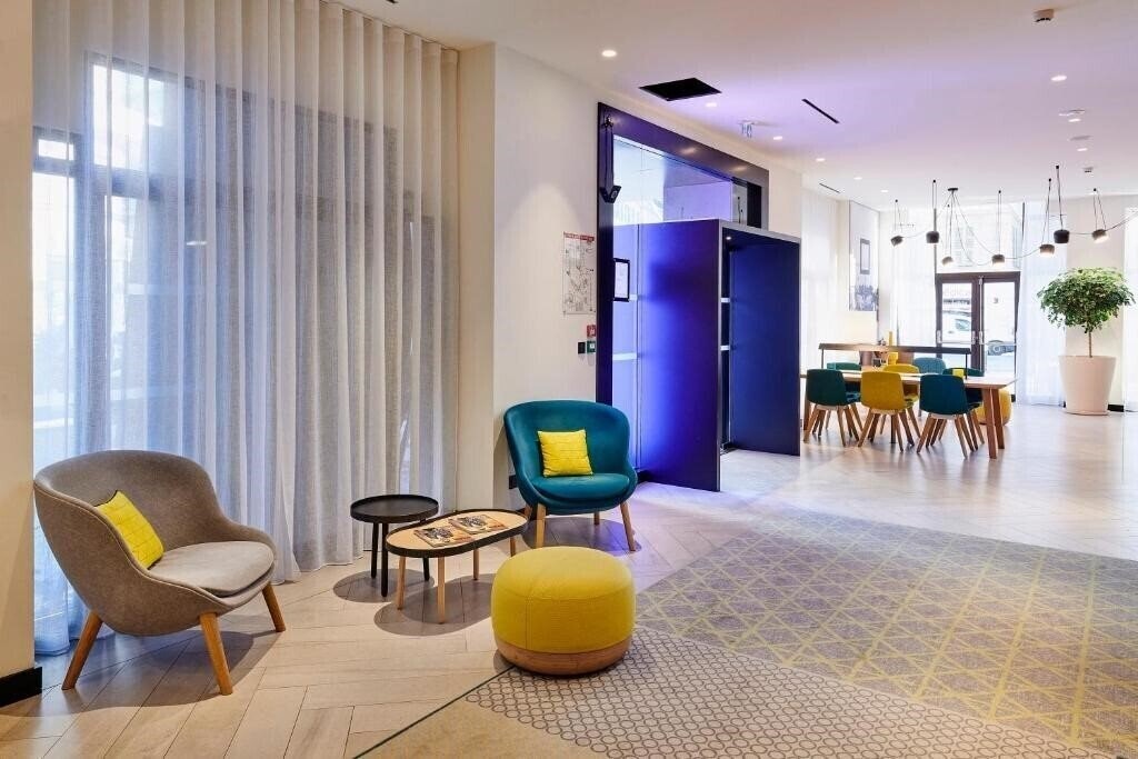 Отель Holiday Inn Nice 4*