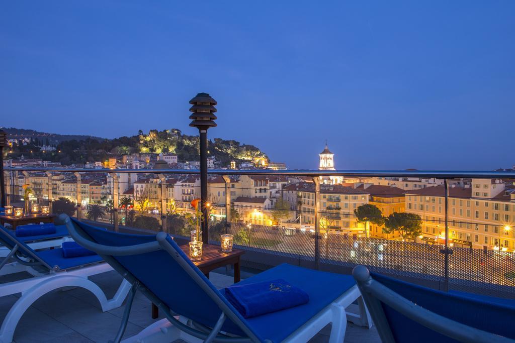 Отель Aston La Scala 4*