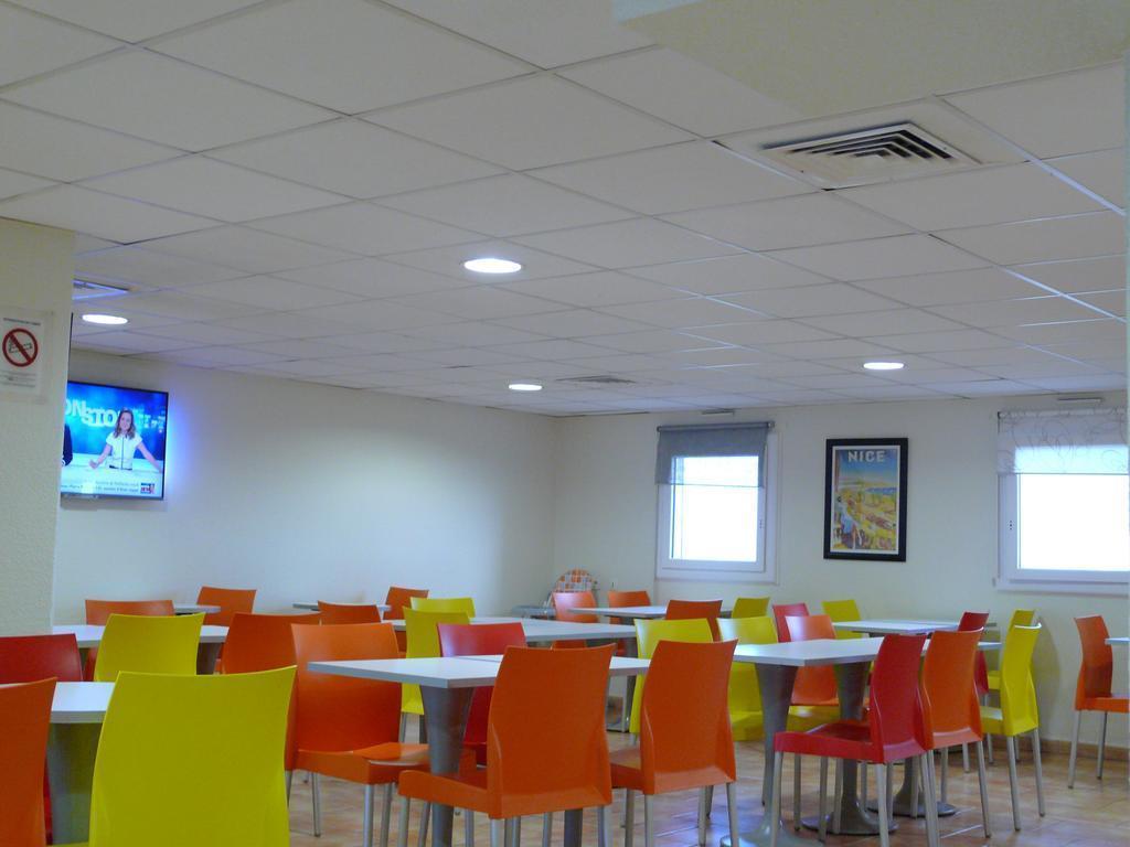 Фотография Premiere Classe Nice - Promenade Des Anglais 1*