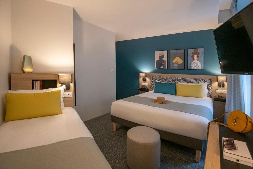 Картинка Bristol 3*